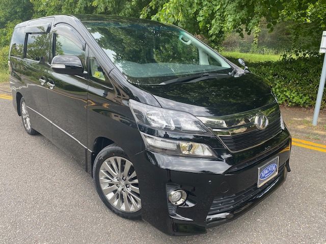 2013 Toyota Vellfire