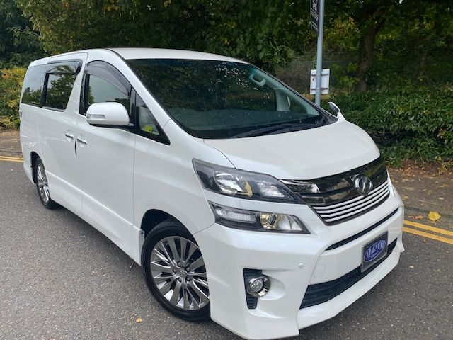 2014 Toyota Vellfire